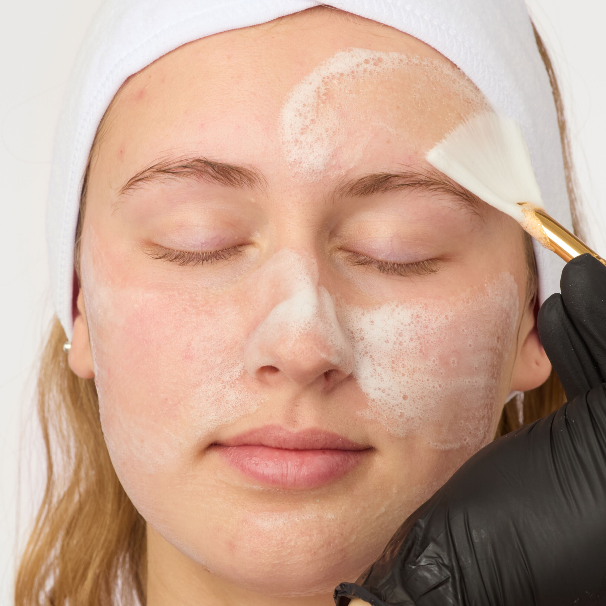 Facial Treatments & Services | Benefit Cosmetics
