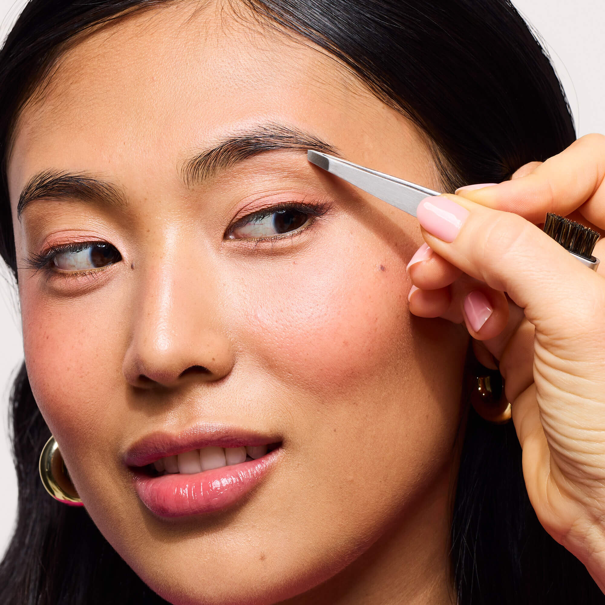 Grasp hair at the root with angled tips.