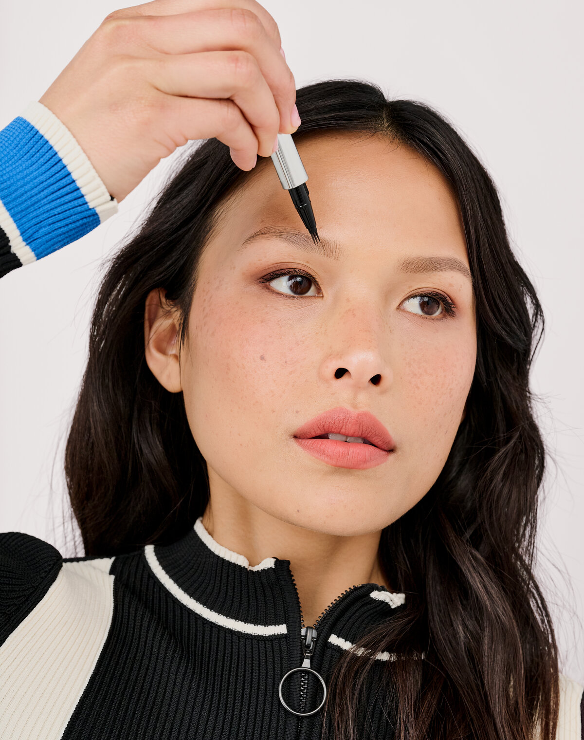 Journ&eacute;e des sourcils