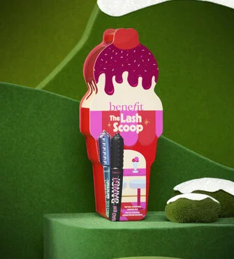 The Lash Scoop