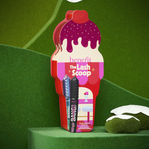The Lash Scoop