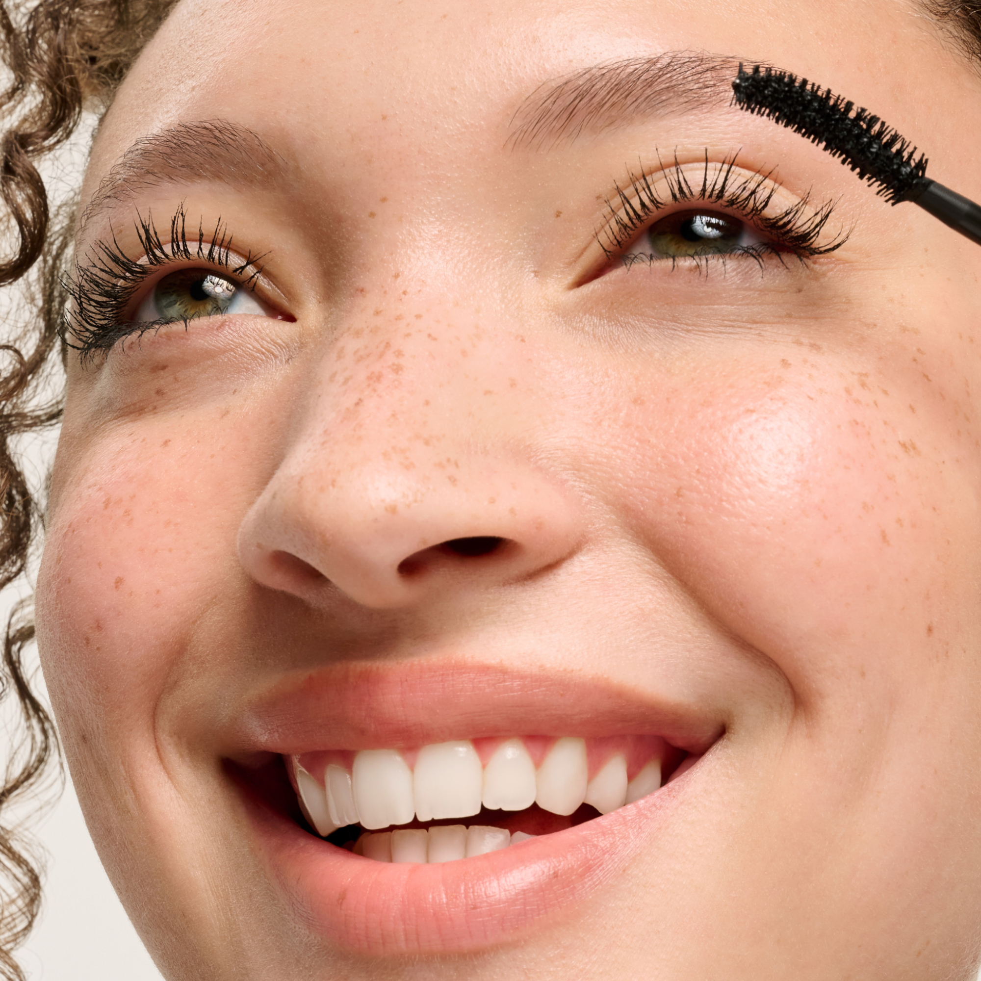 Fan Fest Fanning Volumising Mascara | Benefit Cosmetics